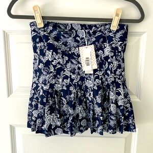 NWT Smith & Quinn The Gwen pull on skort. Paris terrace navy